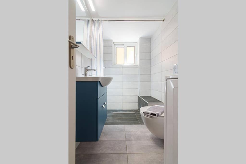 Cozy Flat With 1 Bedroom Next To Metro Station Athens Exterior photo